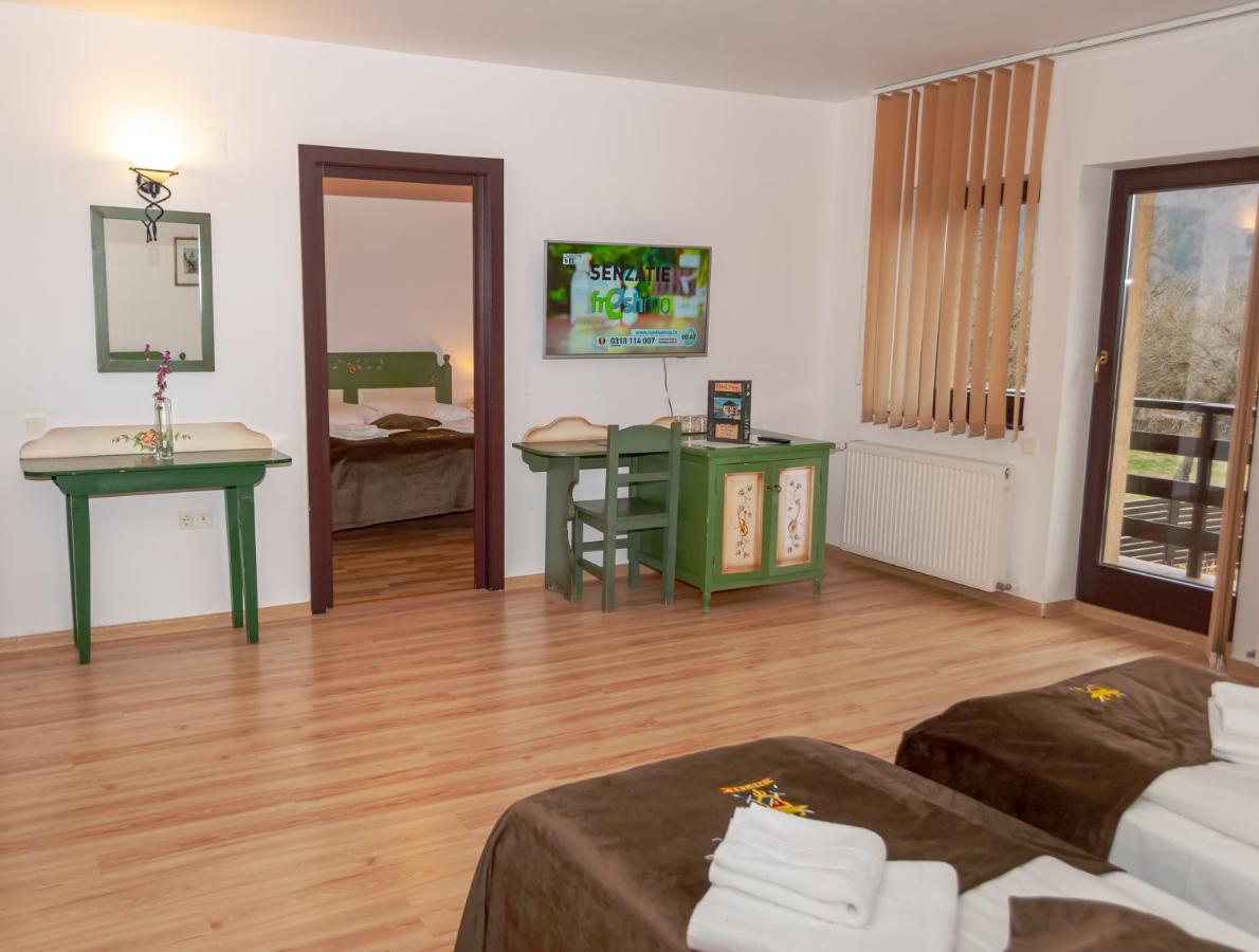 Hotel Prolex Turism Srl à Bran  Extérieur photo